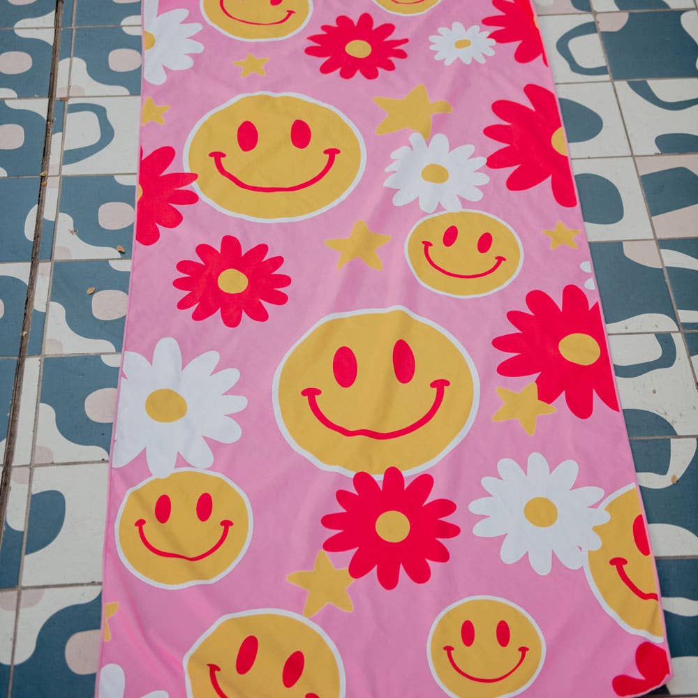 Katydid - Red Flower Happy Face Quick Dry Pool Towel