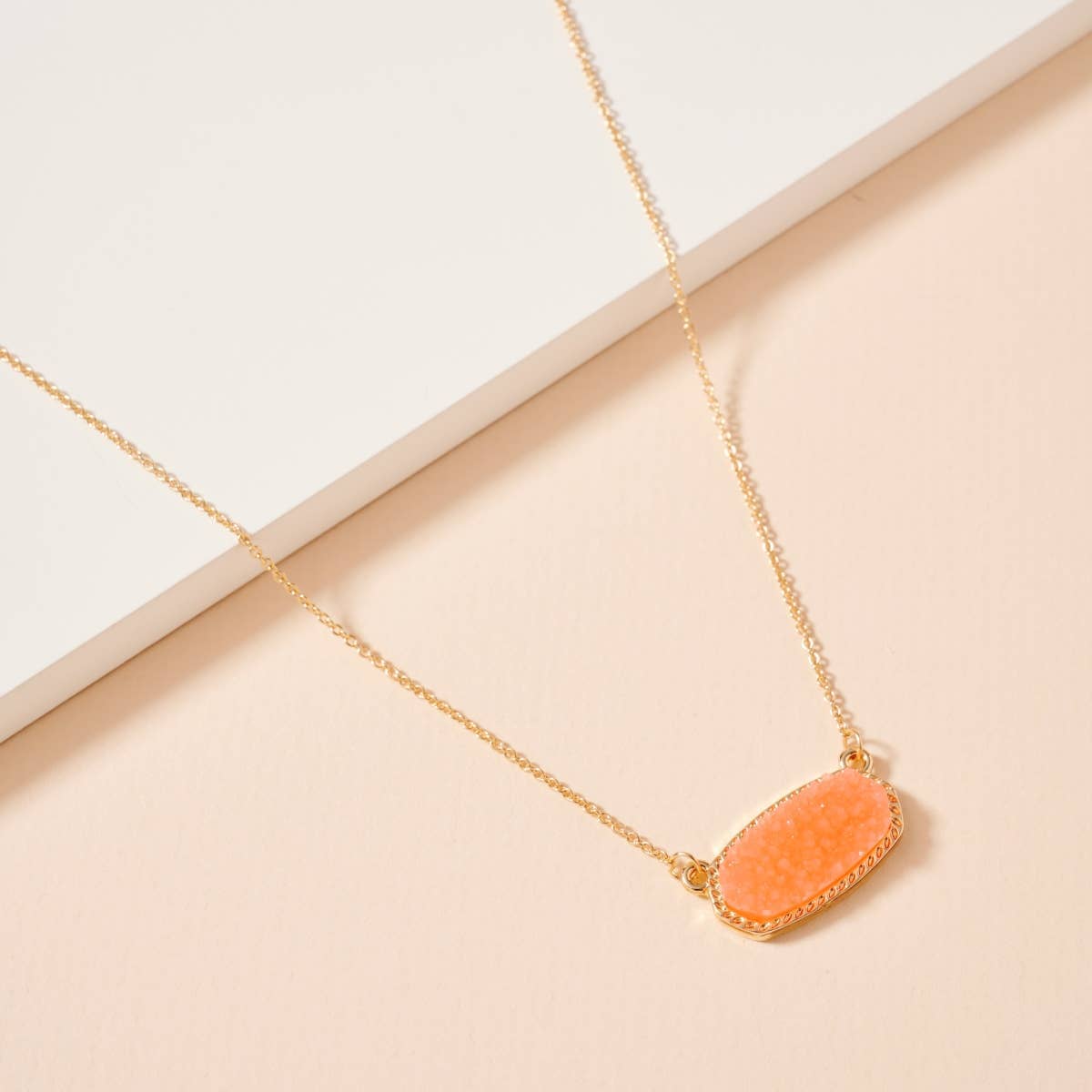 Frem - Druzy Stone Charm Short Necklace