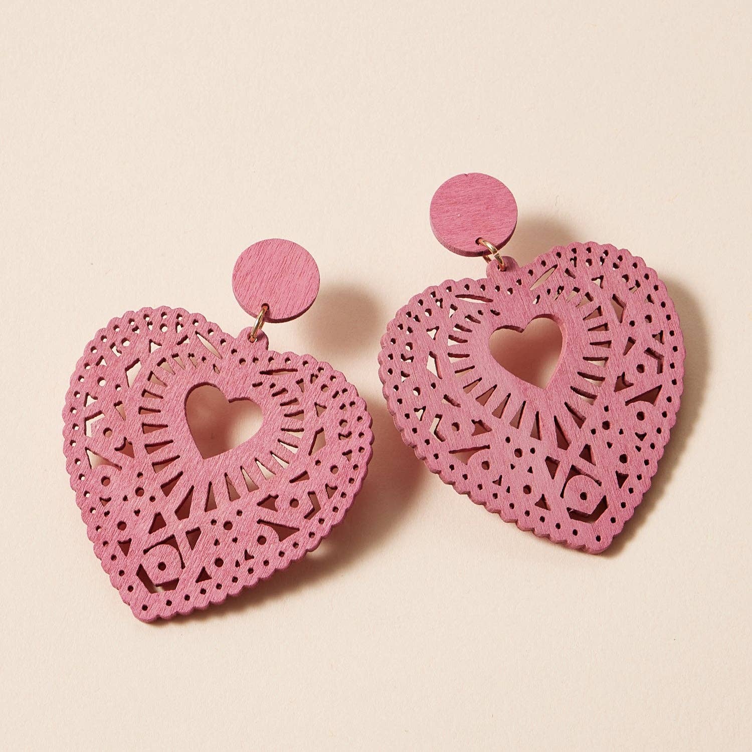 Frem - Colorful Heart-Shaped Wooden Filigree Earrings