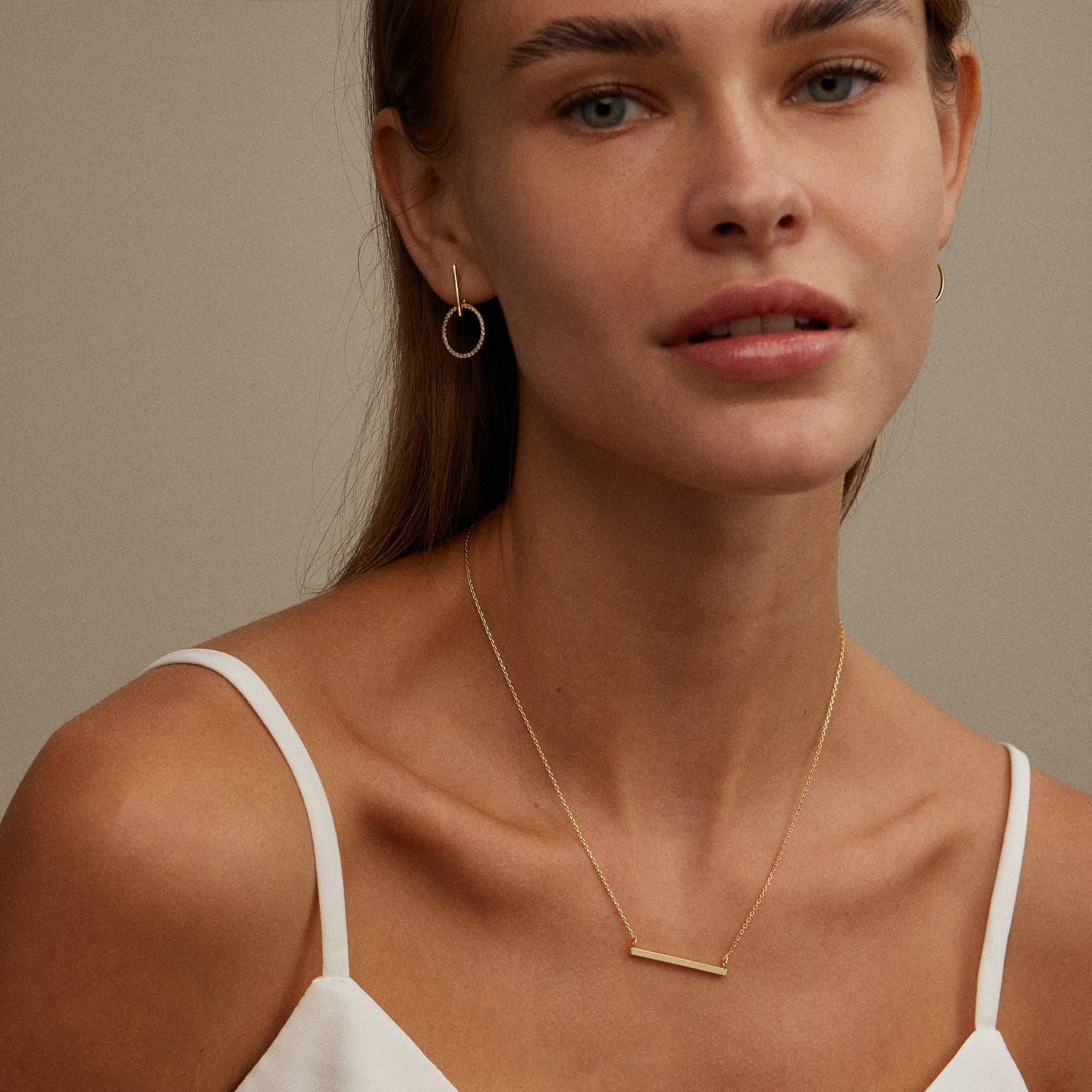 Frem - Bar Charm Gold Dip Short Necklace