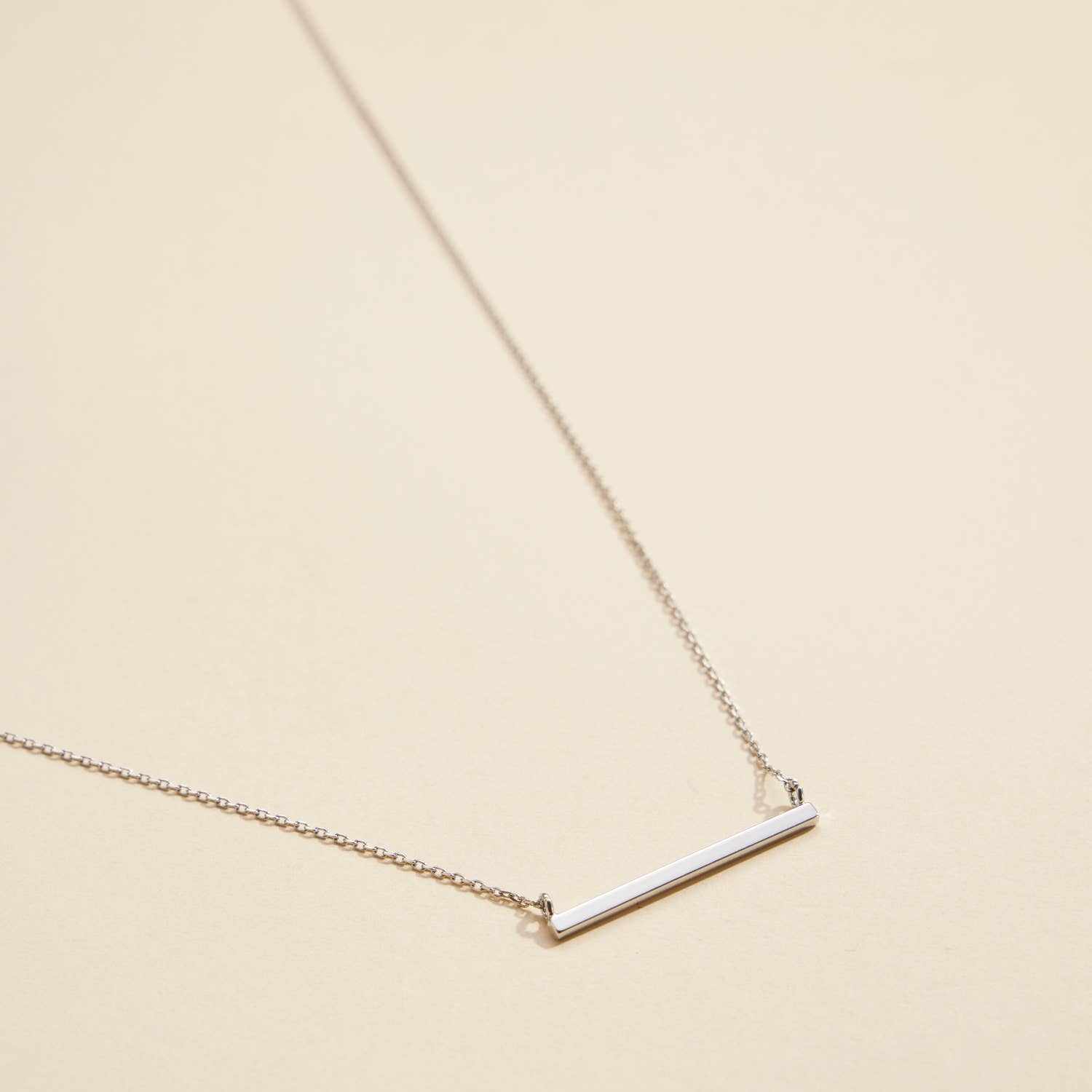 Frem - Bar Charm Gold Dip Short Necklace