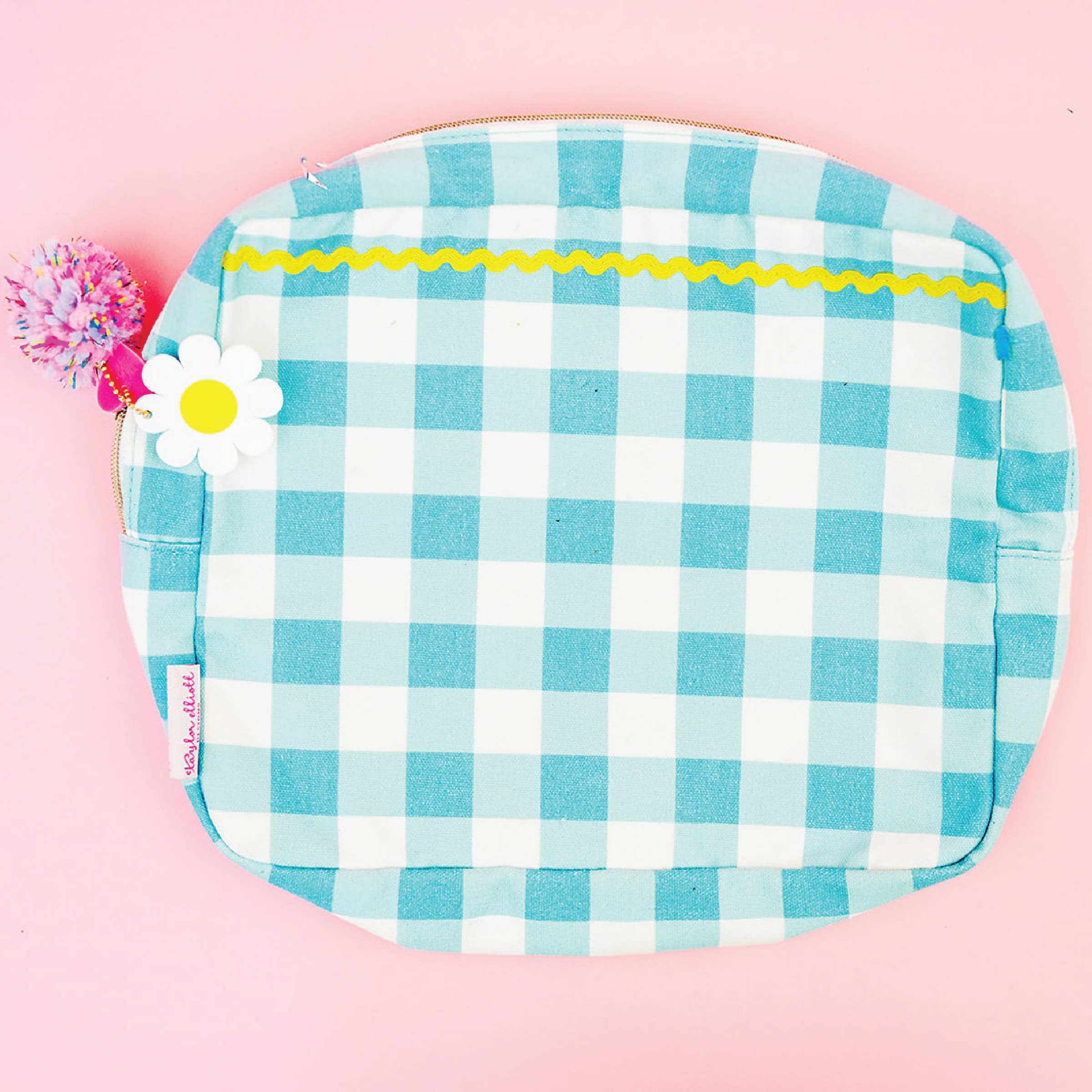 Taylor Elliott Designs - Pouch - Daisy Darling - Large