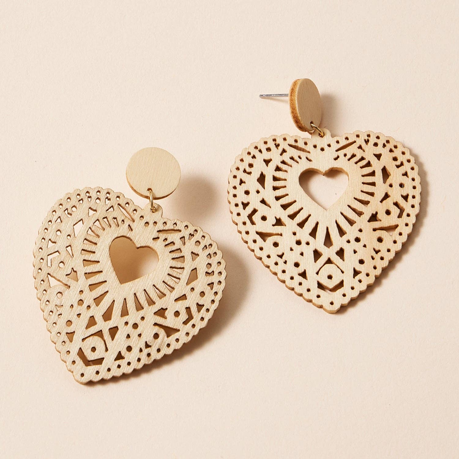 Frem - Colorful Heart-Shaped Wooden Filigree Earrings