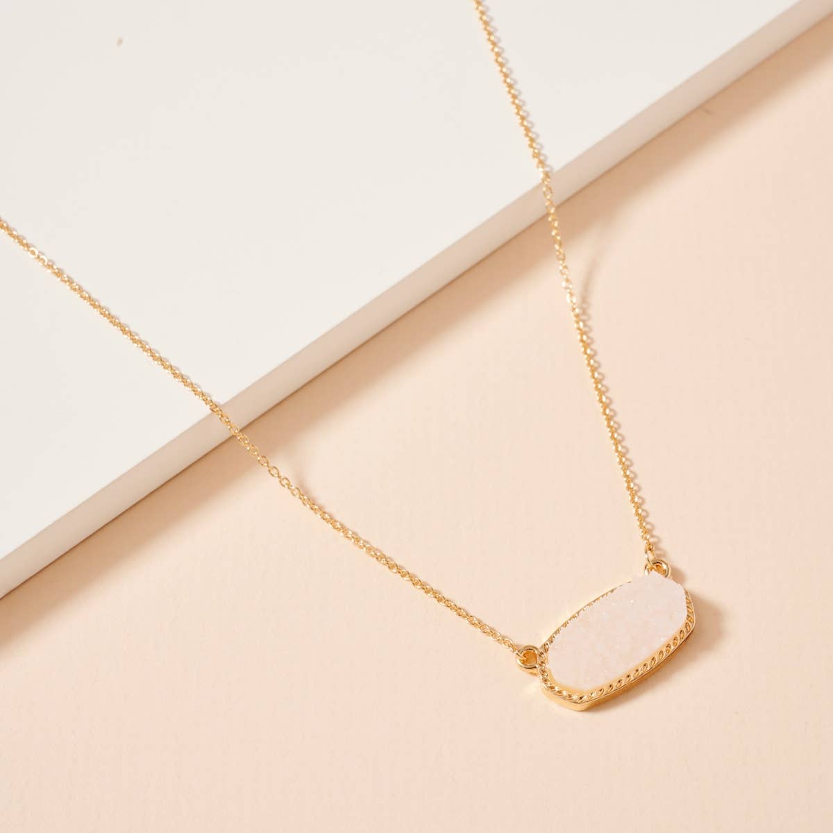 Frem - Druzy Stone Charm Short Necklace