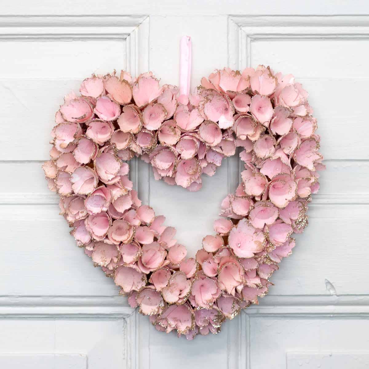 The Royal Standard - Heart Door Décor   Pink   13.8x13.4x3.1