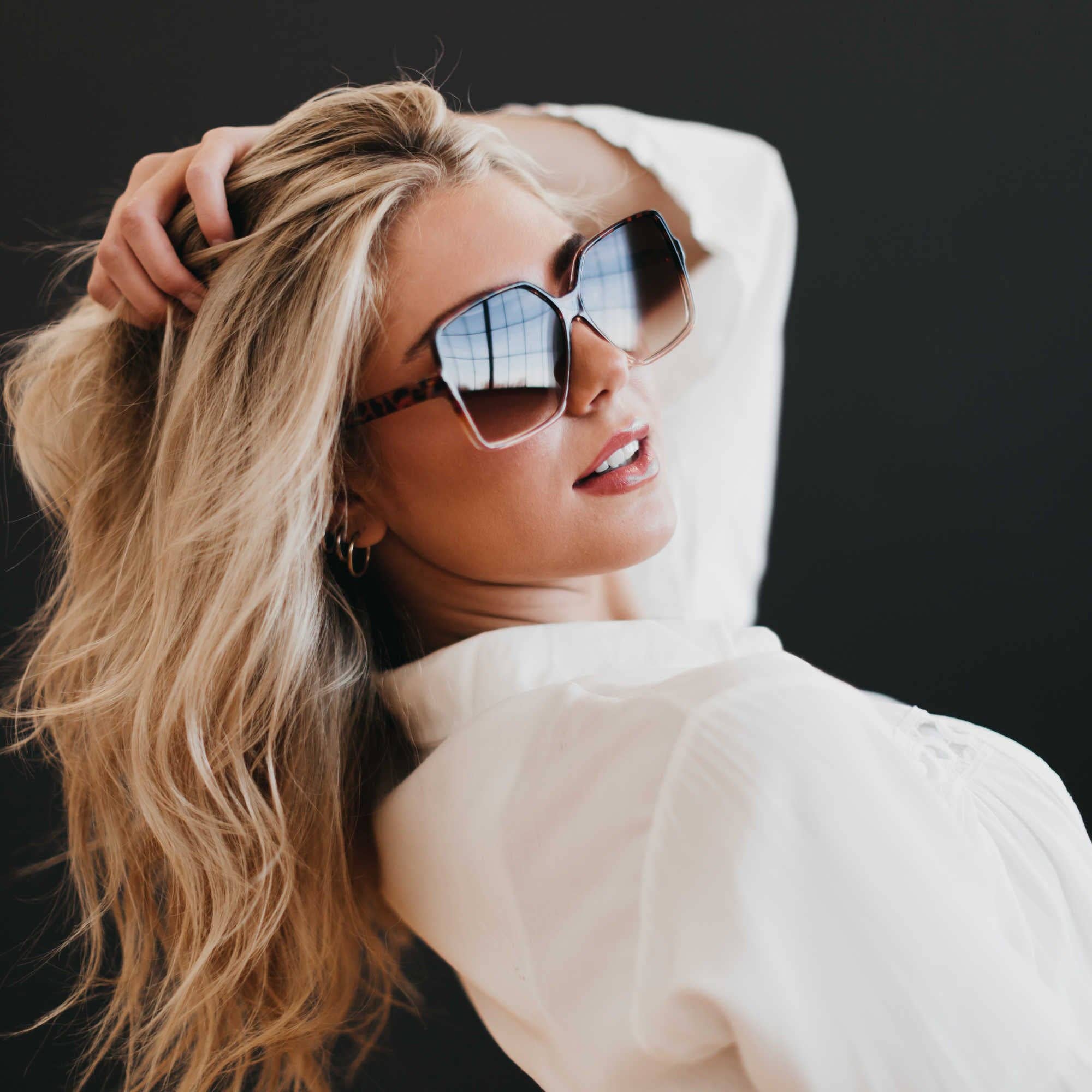 Pretty Simple - Hanna Hexagon Frame Sunglasses