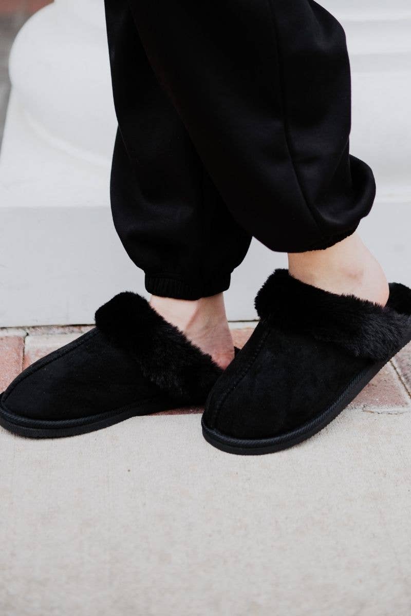 Katydid - Black Faux Fur Women's Slippers