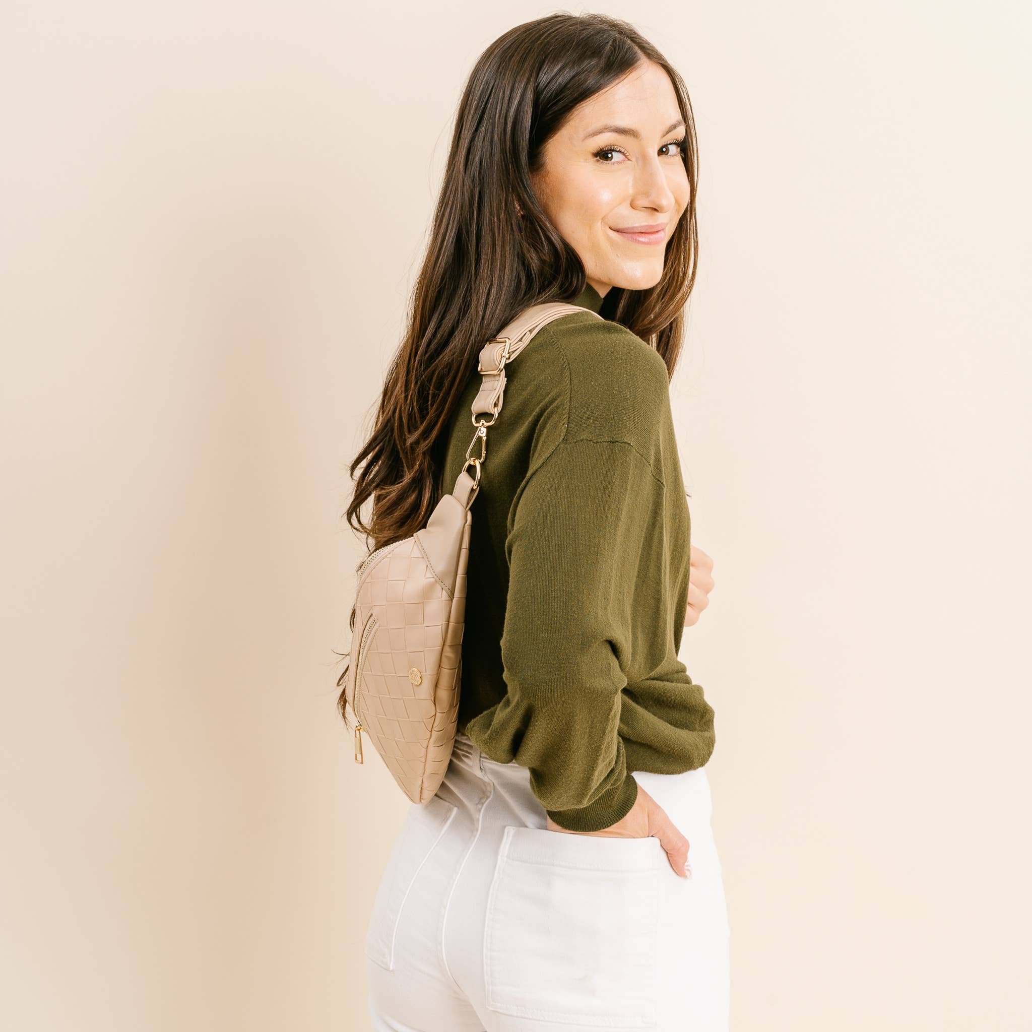 The Darling Effect - Trendy Luxe Belt Bag - Woven Oat