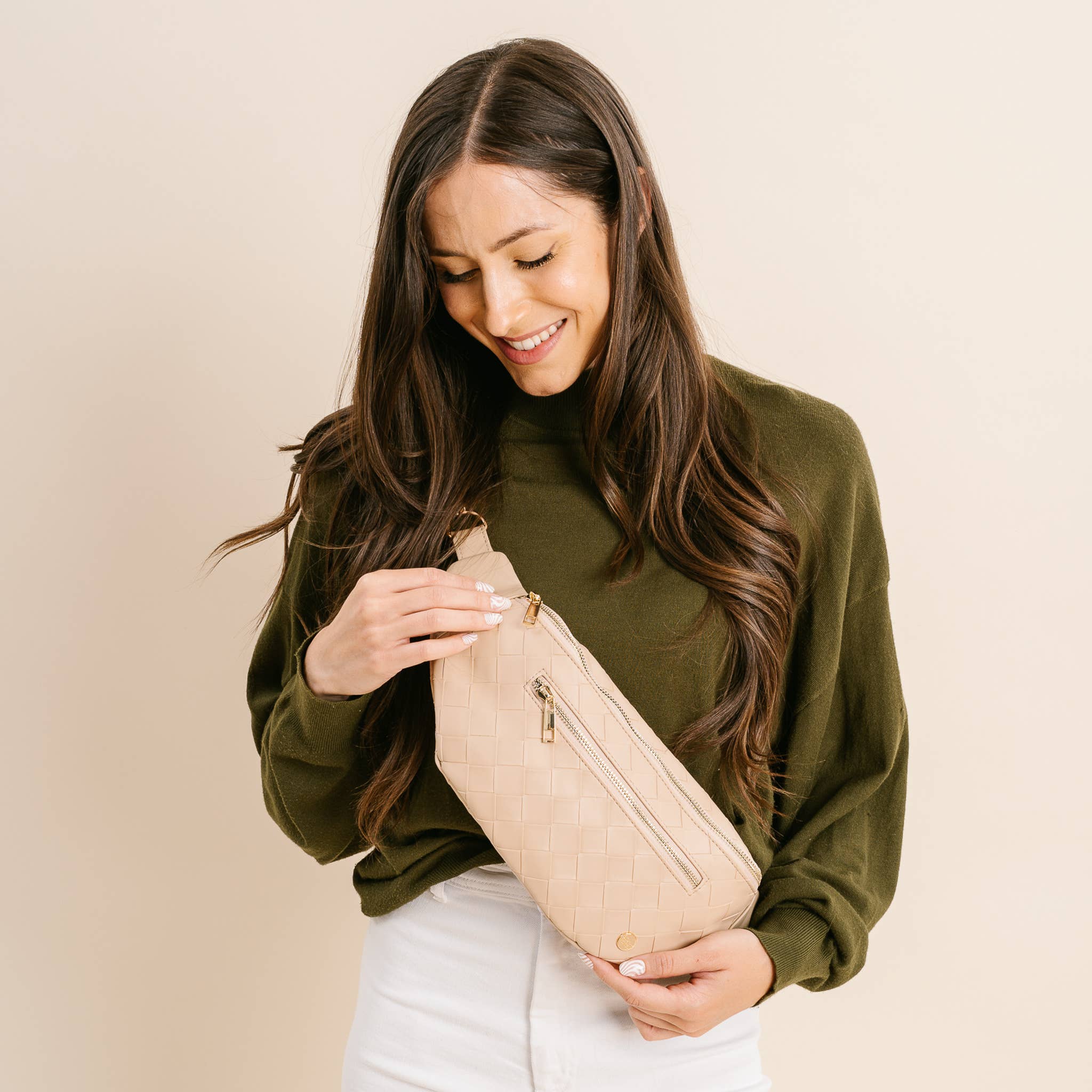 The Darling Effect - Trendy Luxe Belt Bag - Woven Oat