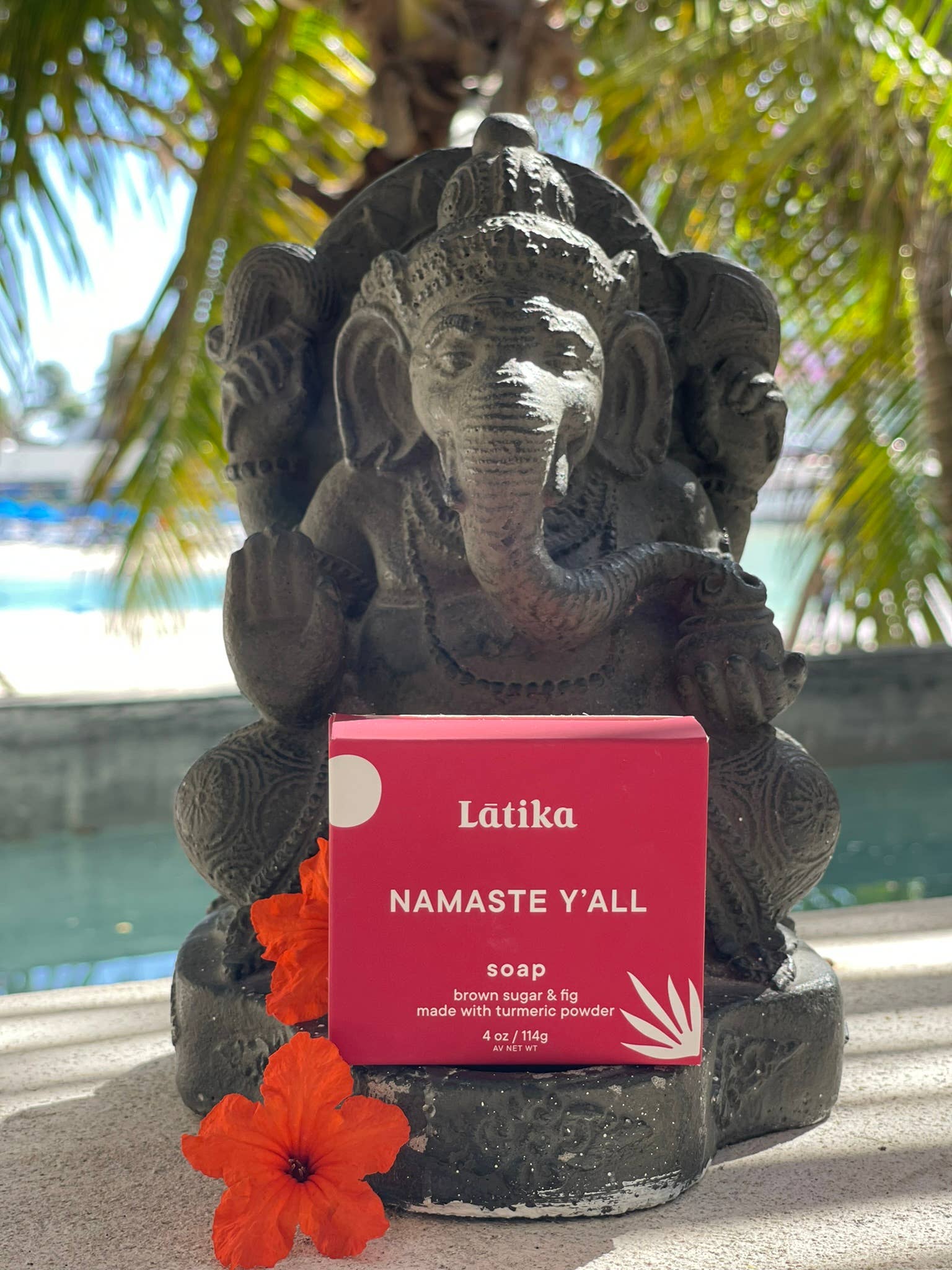 Latika Beauty - Namaste Y'all - Hydrating Soap -  Brown sugar -Fig 🪷