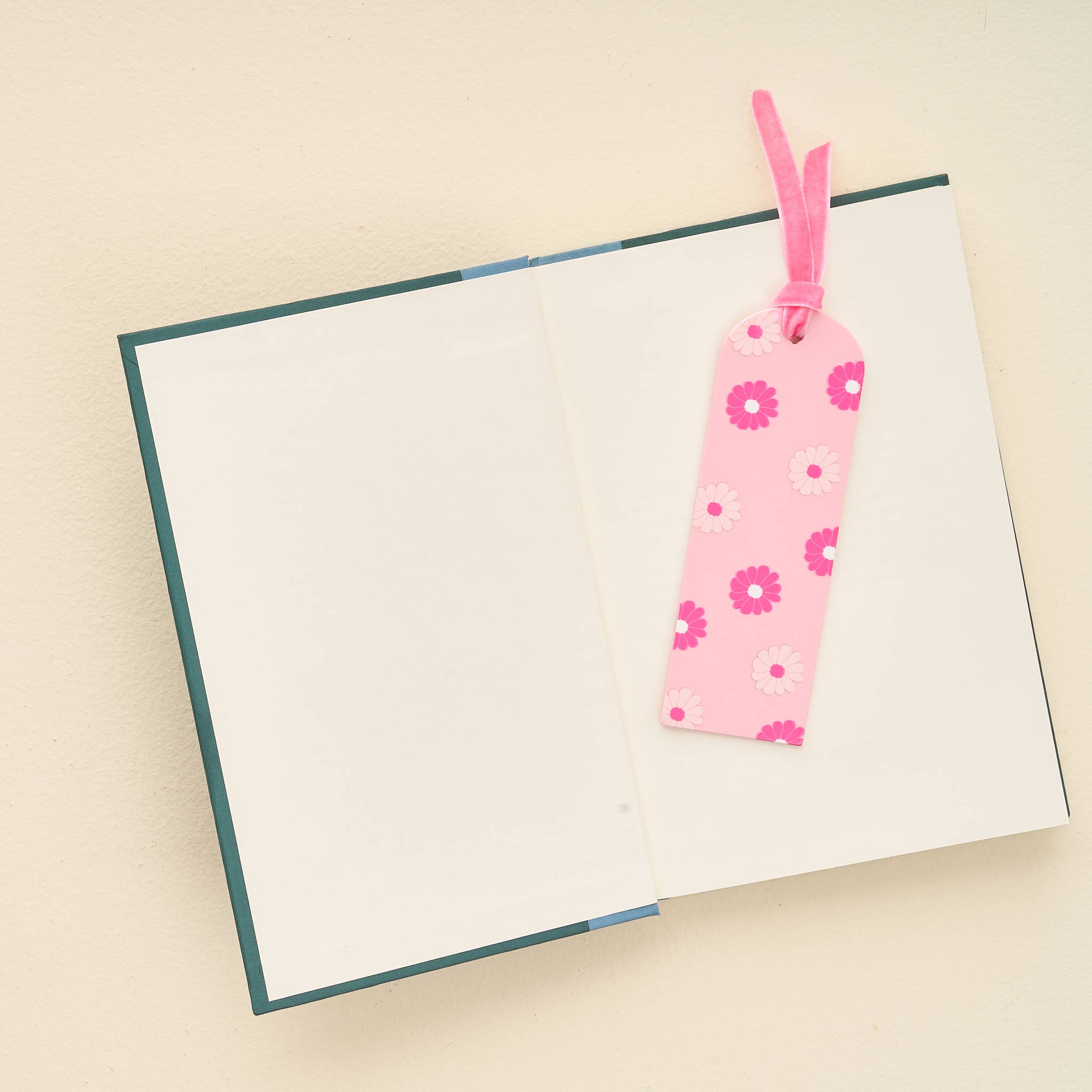 The Darling Effect - Acrylic Bookmark-Darling Daisy Hot Pink