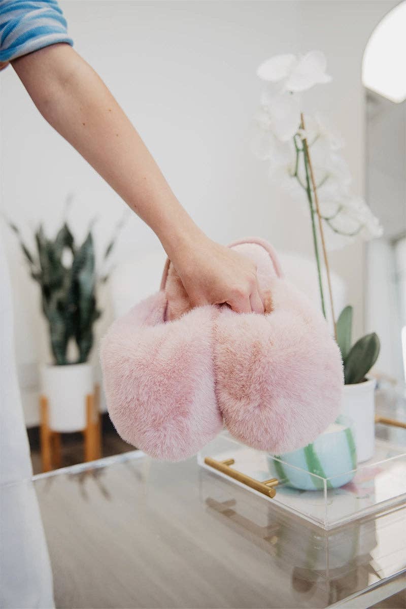 Katydid - Light Pink Women's Faux Fur Jumbo Slippers