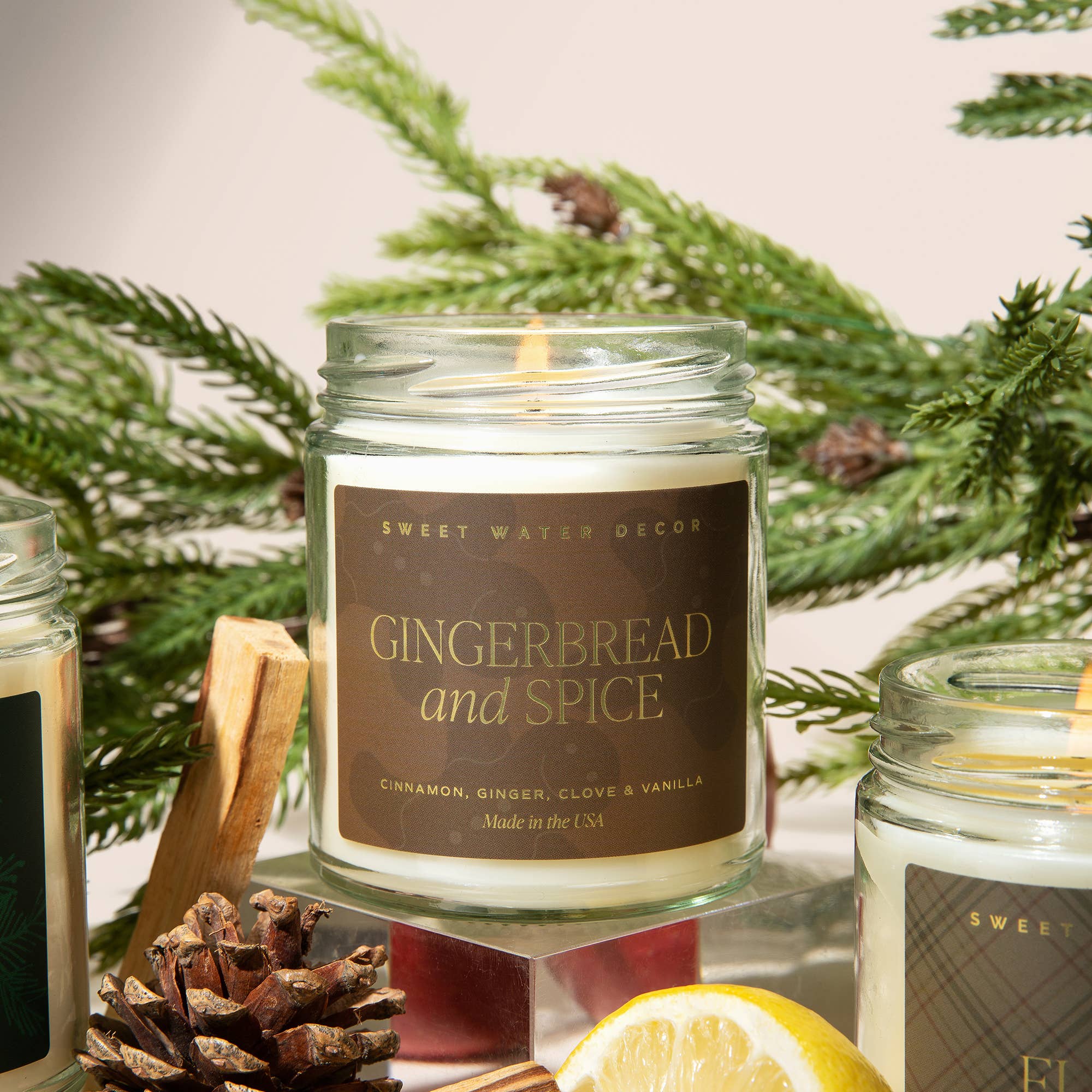 Sweet Water Decor - Gingerbread and Spice 9 oz Soy Candle (Gold Foil)- Christmas