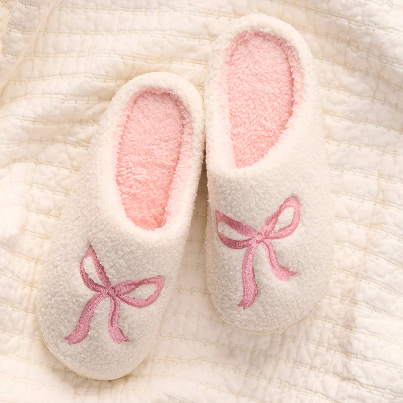 The Darling Effect - Fuzzy Slippers-Bow Pink