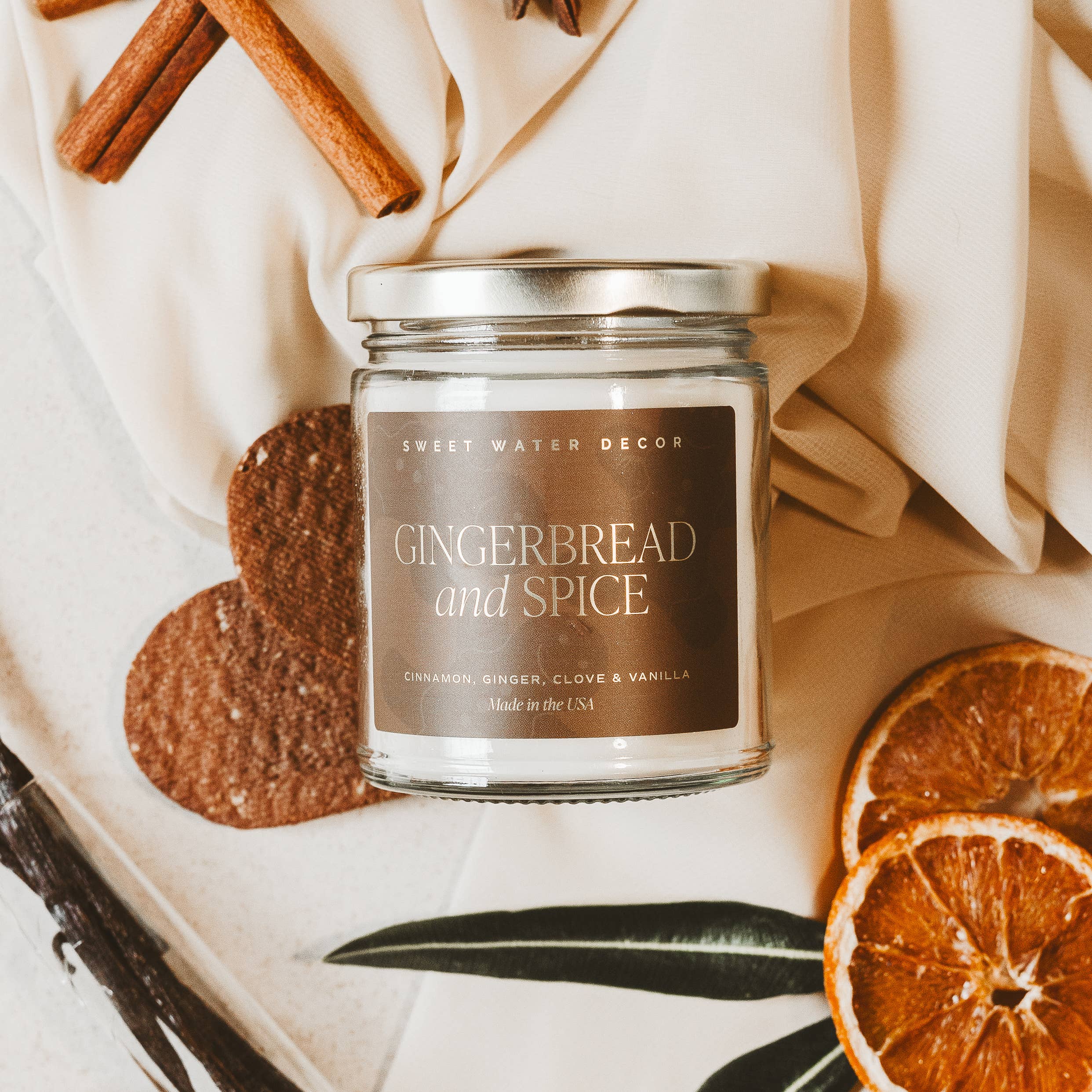 Sweet Water Decor - Gingerbread and Spice 9 oz Soy Candle (Gold Foil)- Christmas